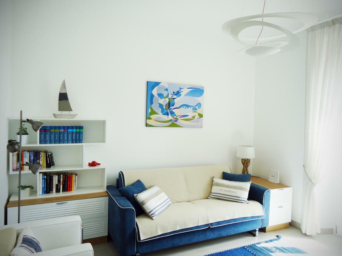 Vittoria Home 44 Terracina Exteriör bild
